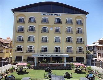 Hotel Pine Spring Wazir Bagh Srinagar  Ngoại thất bức ảnh