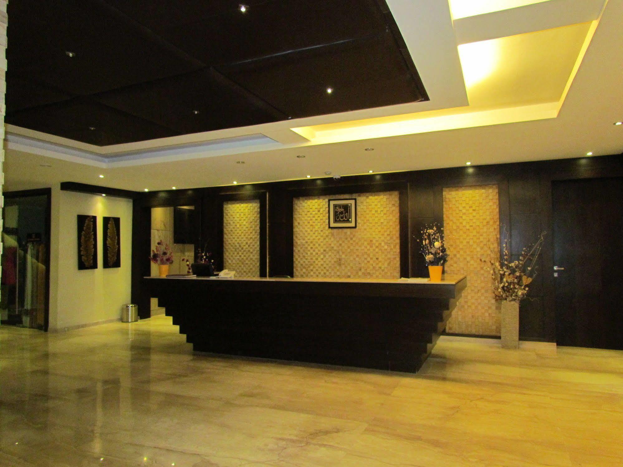 Hotel Pine Spring Wazir Bagh Srinagar  Ngoại thất bức ảnh