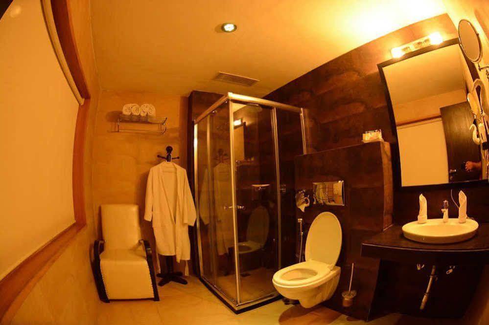 Hotel Pine Spring Wazir Bagh Srinagar  Ngoại thất bức ảnh
