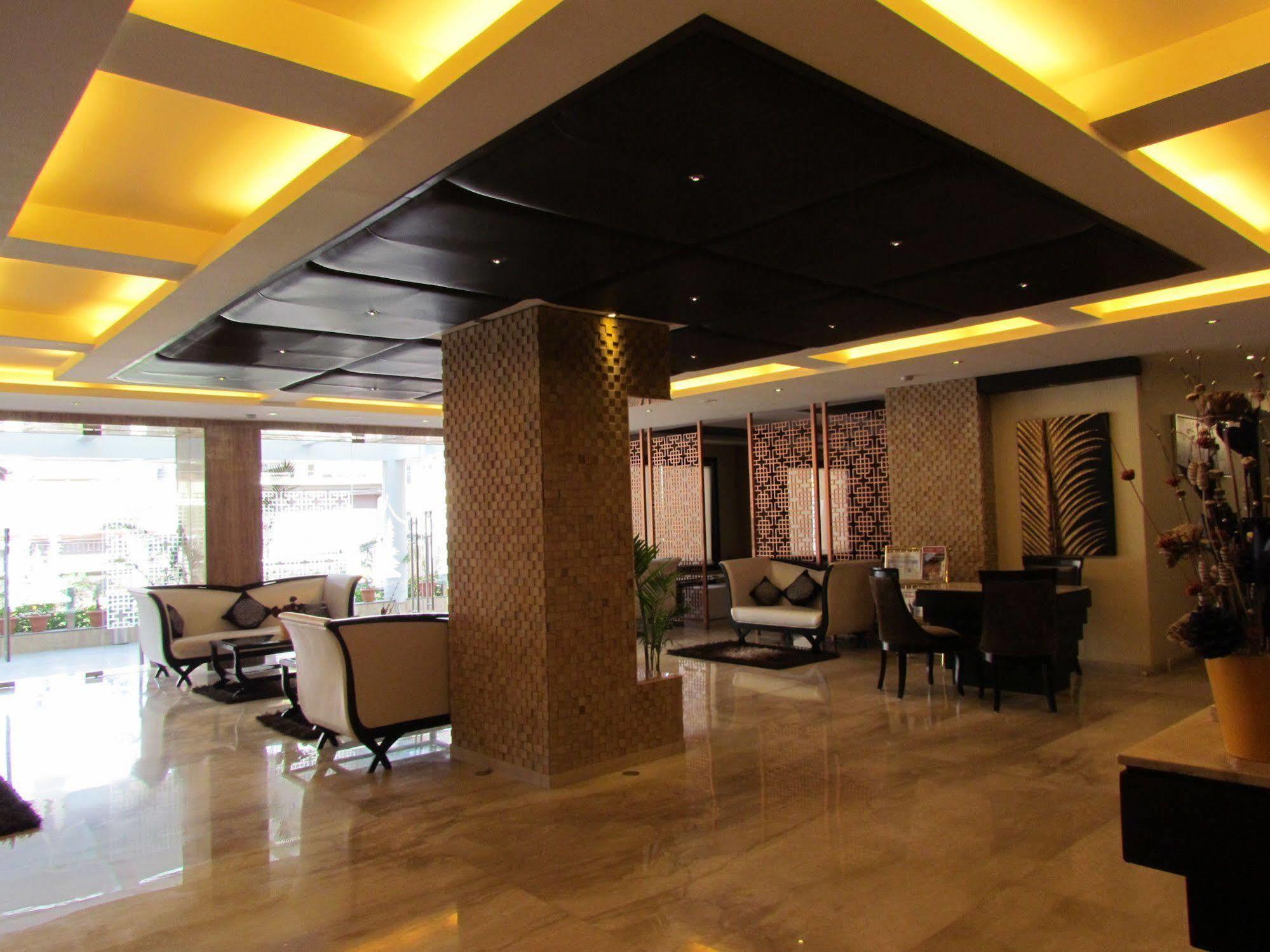 Hotel Pine Spring Wazir Bagh Srinagar  Ngoại thất bức ảnh